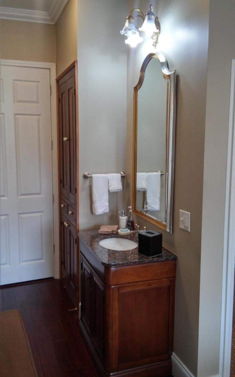Inntiquity, A Country Inn Logansport Экстерьер фото