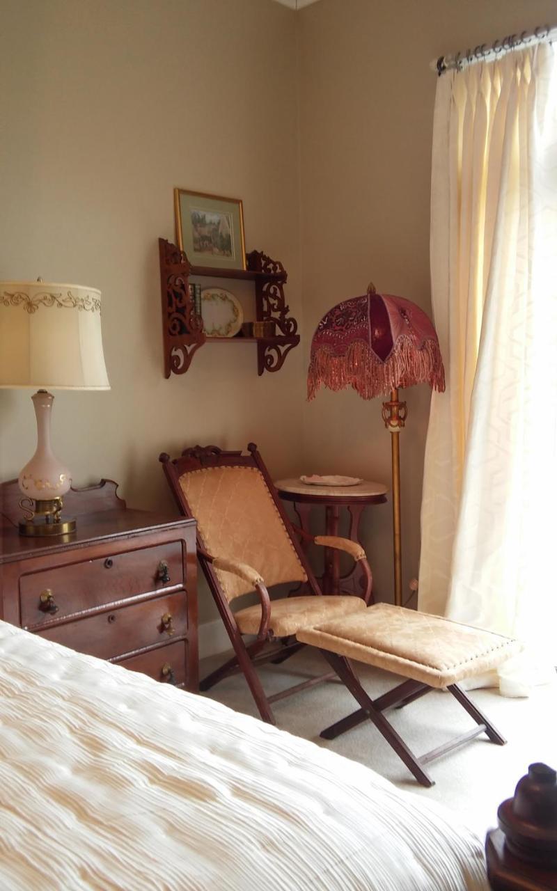 Inntiquity, A Country Inn Logansport Экстерьер фото
