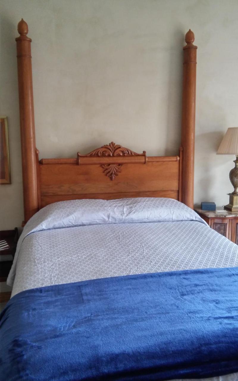 Inntiquity, A Country Inn Logansport Экстерьер фото