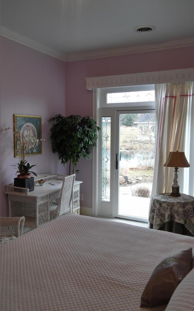 Inntiquity, A Country Inn Logansport Экстерьер фото